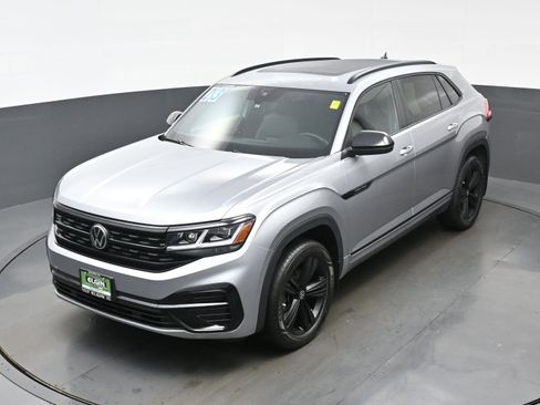 Used 2023 Volkswagen Atlas Cross Sport SEL R-Line image 34