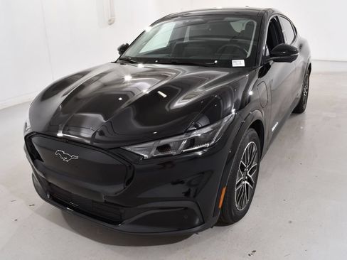 Used 2025 Ford Mustang Mach-E Premium AWD/4WD image 2