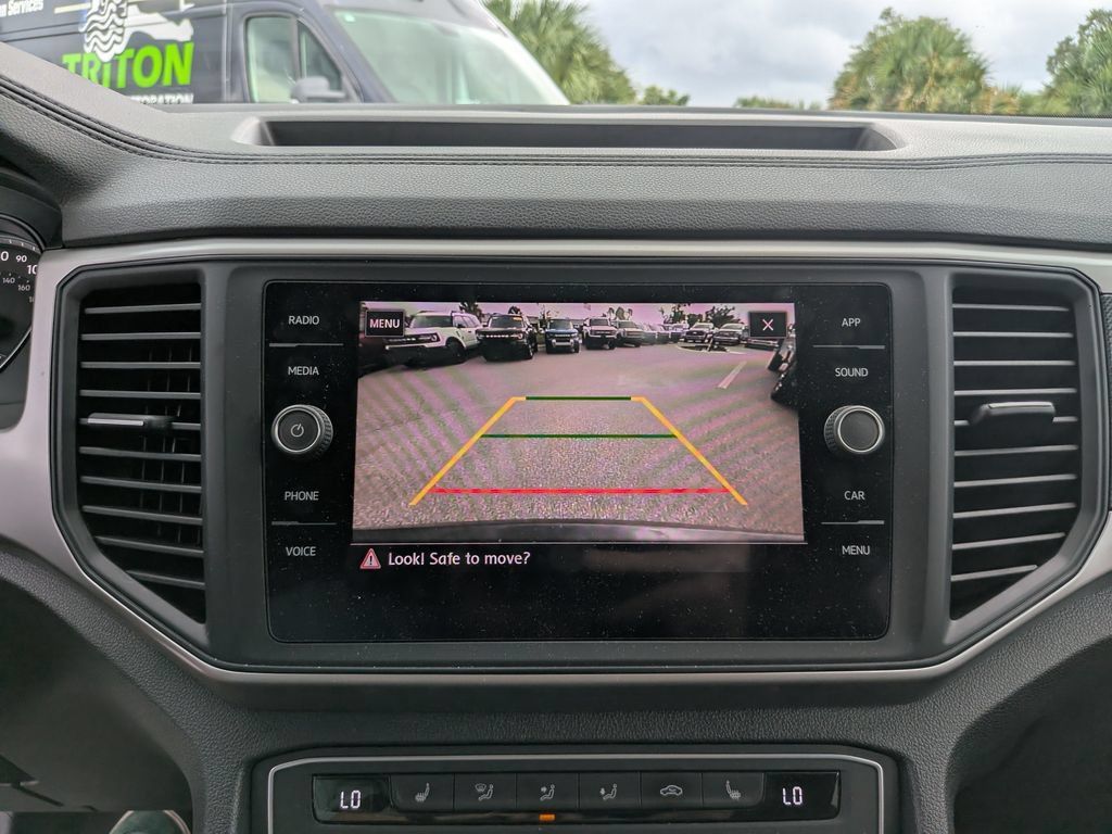 Used 2021 Volkswagen Atlas SE w/ Towing Package FWD image 26