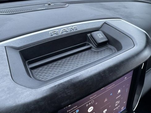 Used 2022 RAM 1500 Big Horn image 10