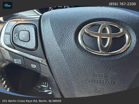 Used 2015 Toyota Avalon XLE FWD image 20