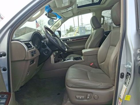 Used 2019 Lexus GX 460 Premium image 13