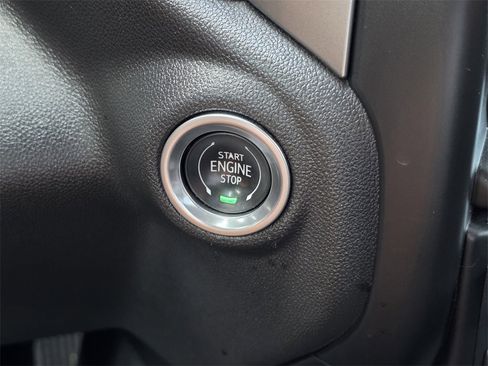 Used 2019 Chevrolet Silverado 1500 LT w/ Texas Edition image 21