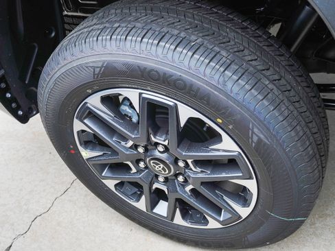 New 2026 Toyota Tundra Limited image 10