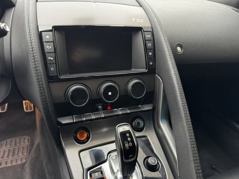 Used 2016 Jaguar F-TYPE S image 10