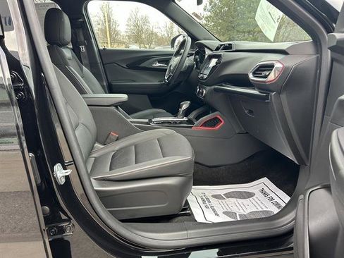 Certified 2023 Chevrolet TrailBlazer RS w/ Convenience Package image 32