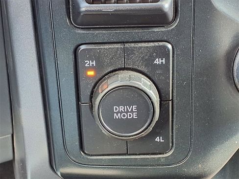 Used 2025 Ford F150 XLT w/ Equipment Group 301A Standard image 18