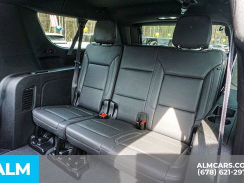 Used 2024 Chevrolet Suburban LT image 22
