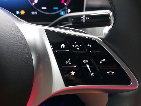 Certified 2025 Mercedes-Benz C 300 Sedan image 20