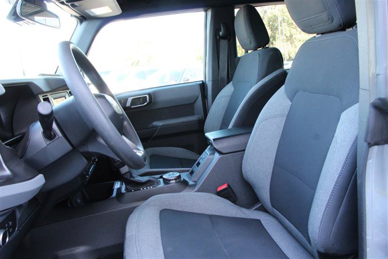 Used 2023 Ford Bronco 4-Door w/ Sasquatch Package AWD/4WD image 12