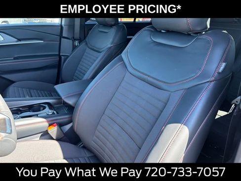 New 2026 Ford Explorer ST-Line w/ ST-Line Street Pack AWD/4WD image 11