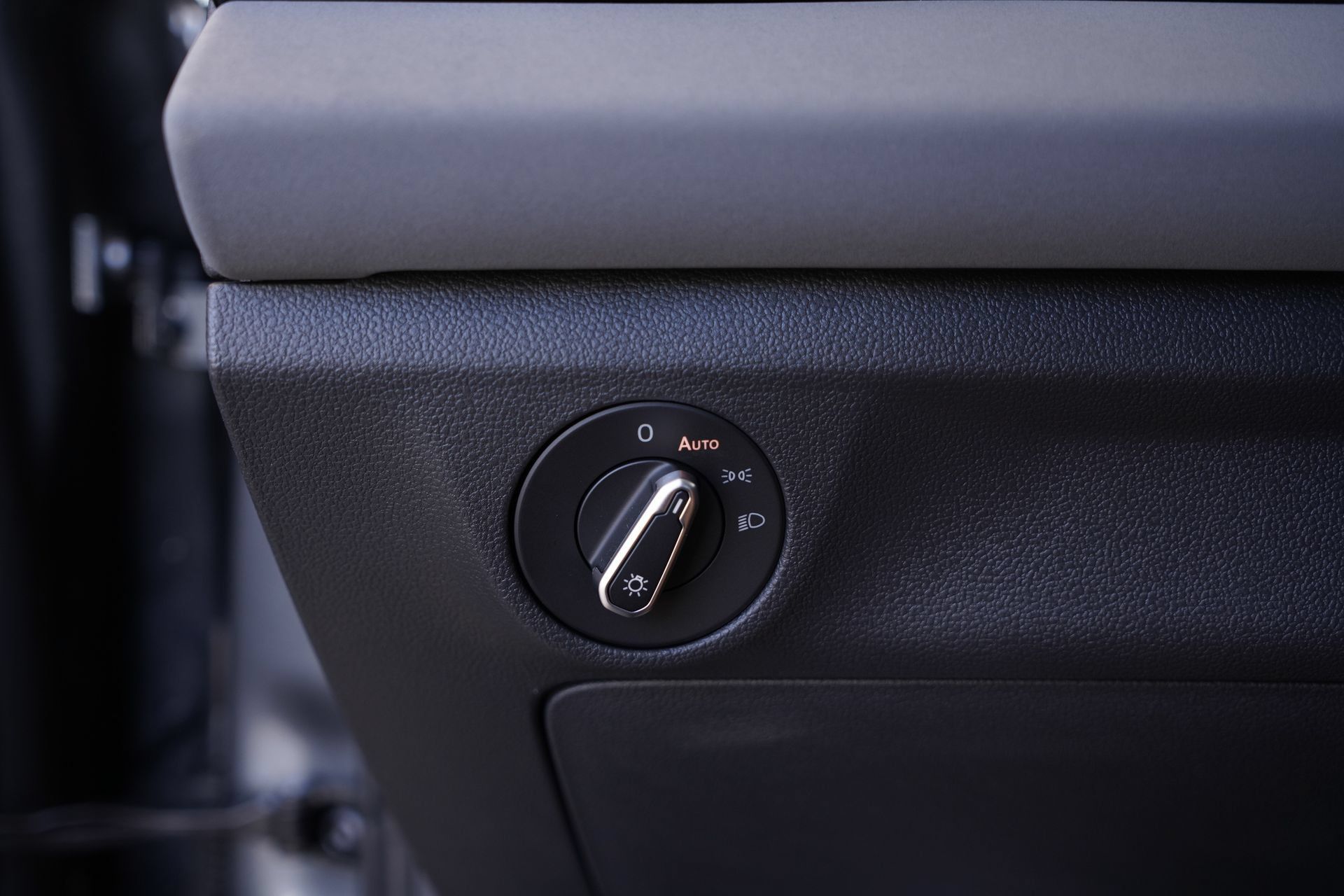 Certified 2026 Volkswagen Jetta SE FWD image 19