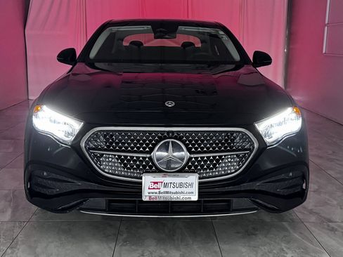 Used 2025 Mercedes-Benz E 350 4MATIC Sedan image 35