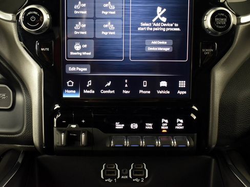 Used 2024 RAM 3500 Laramie w/ Night Edition image 37