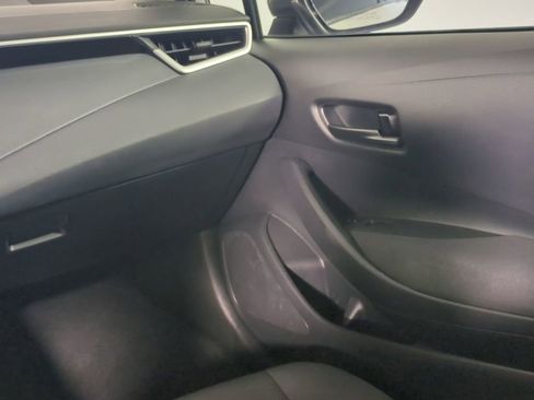 Used 2024 Toyota Corolla LE FWD image 18
