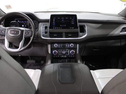 Used 2021 GMC Yukon SLT w/ SLT Premium Package AWD/4WD image 30