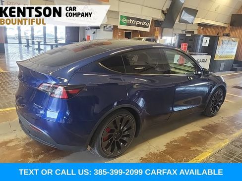 Used 2022 Tesla Model Y Performance AWD/4WD image 3