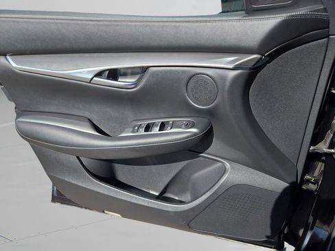 Used 2025 INFINITI QX50 Pure image 35