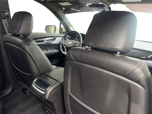 Used 2021 Cadillac XT6 Premium Luxury image 46