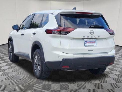 Used 2024 Nissan Rogue S FWD image 7