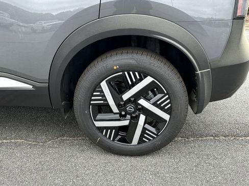 New 2026 Nissan Kicks SV FWD image 15