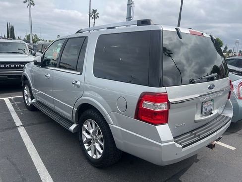 Used 2017 Ford Expedition Limited AWD/4WD image 10