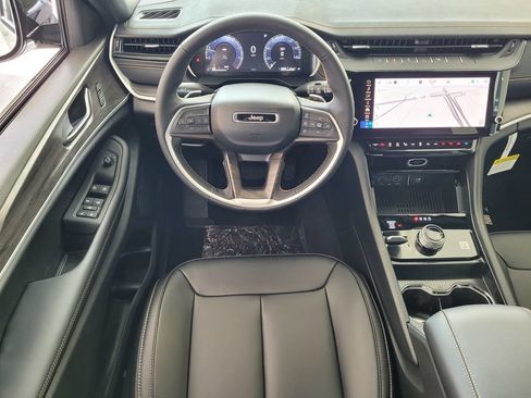 New 2026 Jeep Grand Cherokee Limited AWD/4WD image 6
