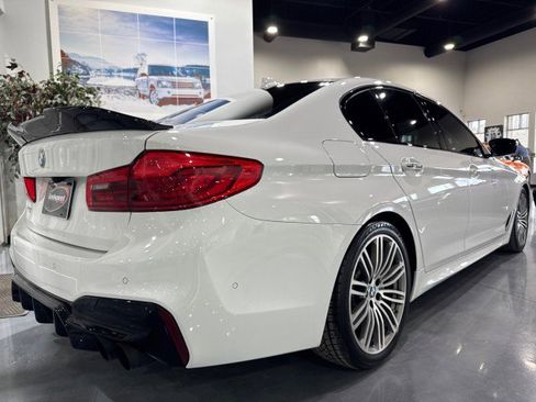 Used 2018 BMW M550i xDrive w/ Dynamic Handling Package image 37