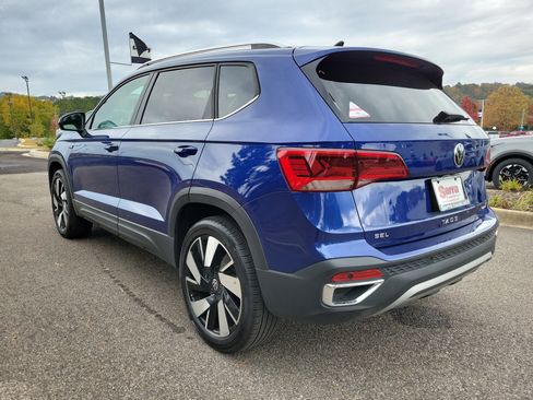 Used 2024 Volkswagen Taos SEL image 26