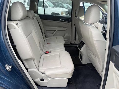 Used 2018 Volkswagen Atlas SE FWD image 14