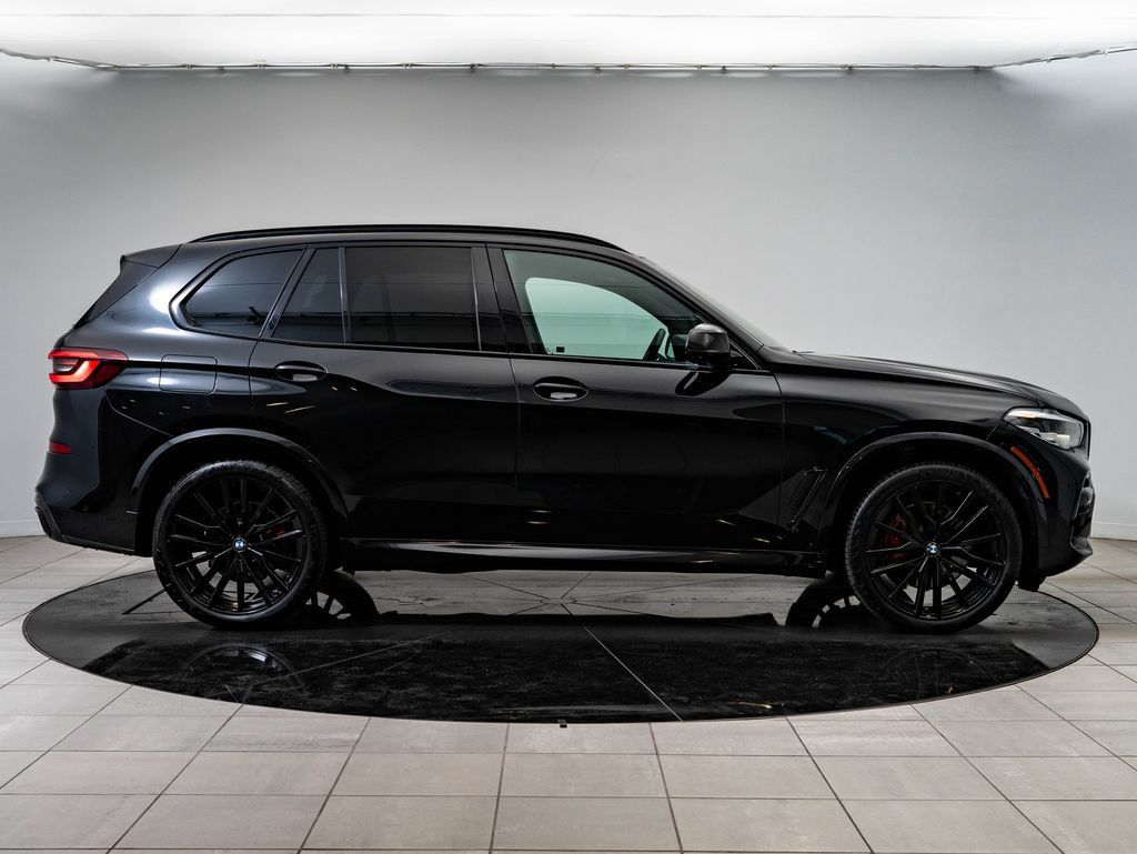 Used 2022 BMW X5 xDrive40i w/ M Sport Package AWD/4WD image 11
