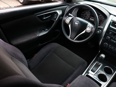 Used 2013 Nissan Altima 2.5 S image 20