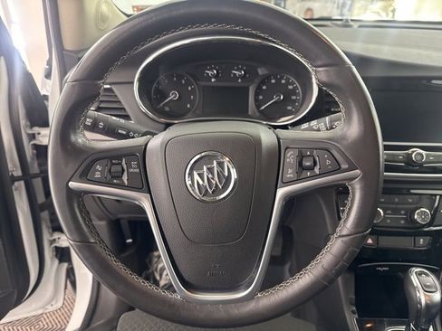 Used 2022 Buick Encore Preferred w/ Safety Package II image 26