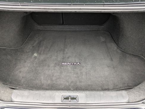 Used 2024 Nissan Sentra SV image 16