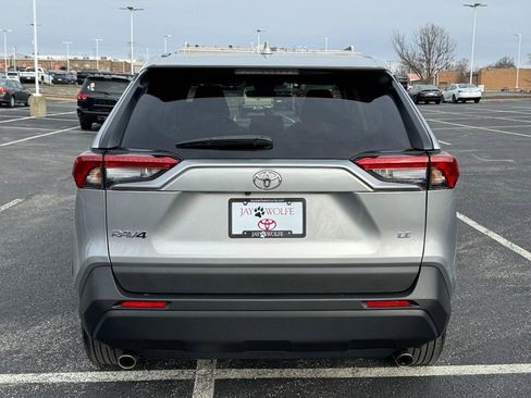 Used 2023 Toyota RAV4 LE image 7
