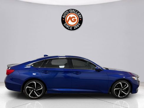Used 2020 Honda Accord Sport image 2