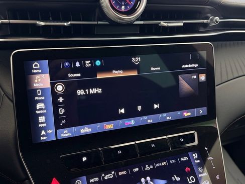 New 2025 Maserati Grecale Folgore image 24