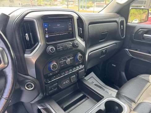 Used 2020 Chevrolet Silverado 1500 RST AWD/4WD image 10