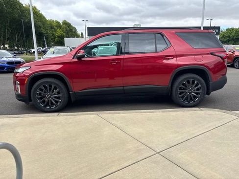 Used 2023 Chevrolet Traverse RS AWD/4WD image 6