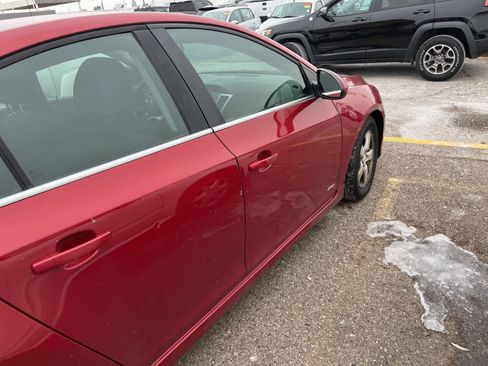 Used 2014 Chevrolet Cruze LT w/ RS Package image 16