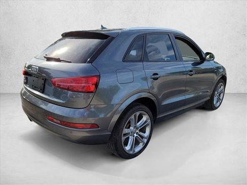 Used 2018 Audi Q3 2.0T Premium w/ Convenience Package FWD image 5