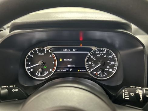 Used 2024 Nissan Rogue SV AWD/4WD image 13