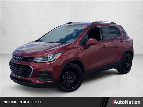 Used 2022 Chevrolet Trax LT w/ Sport Edition FWD image 1