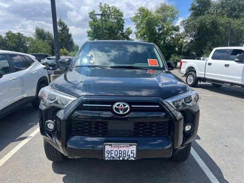 Used 2023 Toyota 4Runner SR5 AWD/4WD image 2