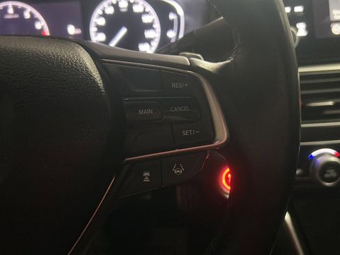 Used 2019 Honda Accord Sport image 18