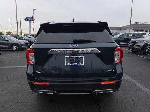 Certified 2022 Ford Explorer XLT w/ Equipment Group 202A image 6