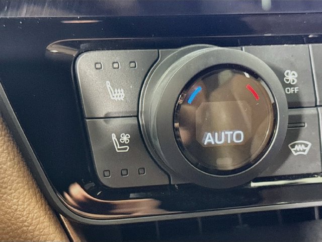 Certified 2025 Toyota Grand Highlander AWD Hybrid image 21