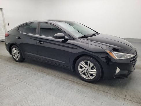 Used 2019 Hyundai Elantra SEL FWD image 11