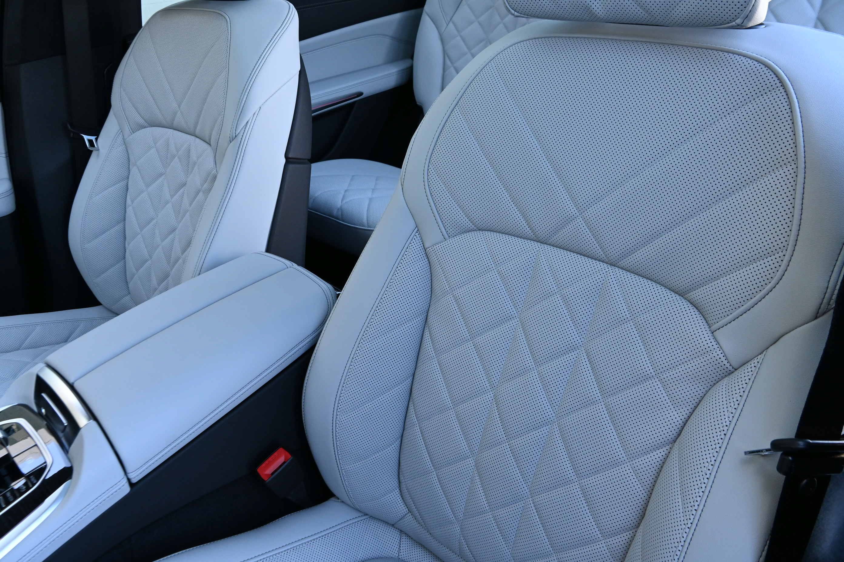 Used 2026 BMW X7 M60i AWD/4WD image 9