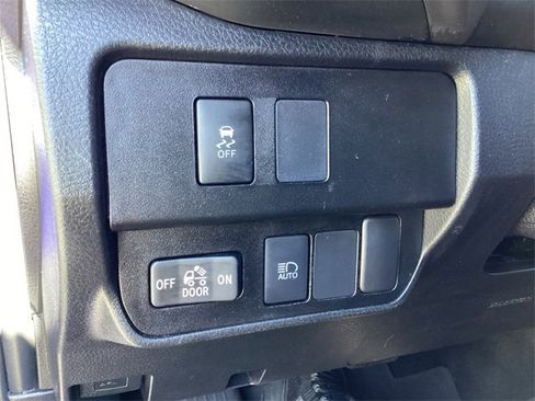 Certified 2022 Toyota Tacoma SR5 image 22